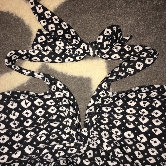 Old Navy tankini top - Picture 2 of 3